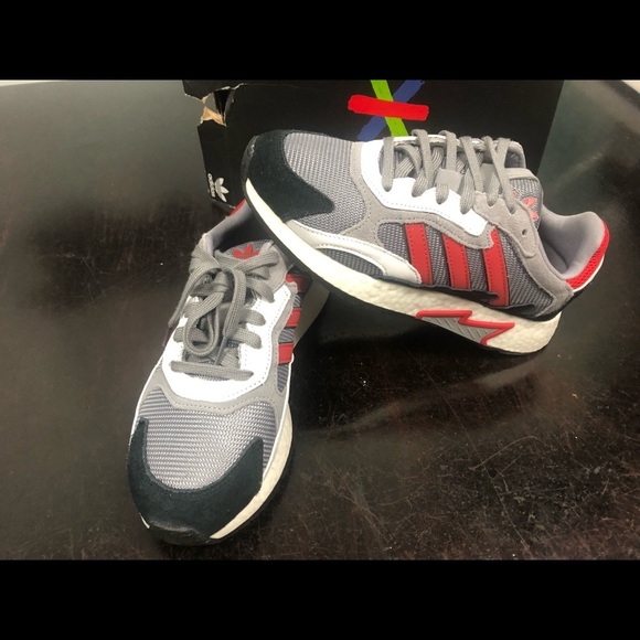 Sz 7.5 adidas Tresc Run in Grey Scarlet main image 7